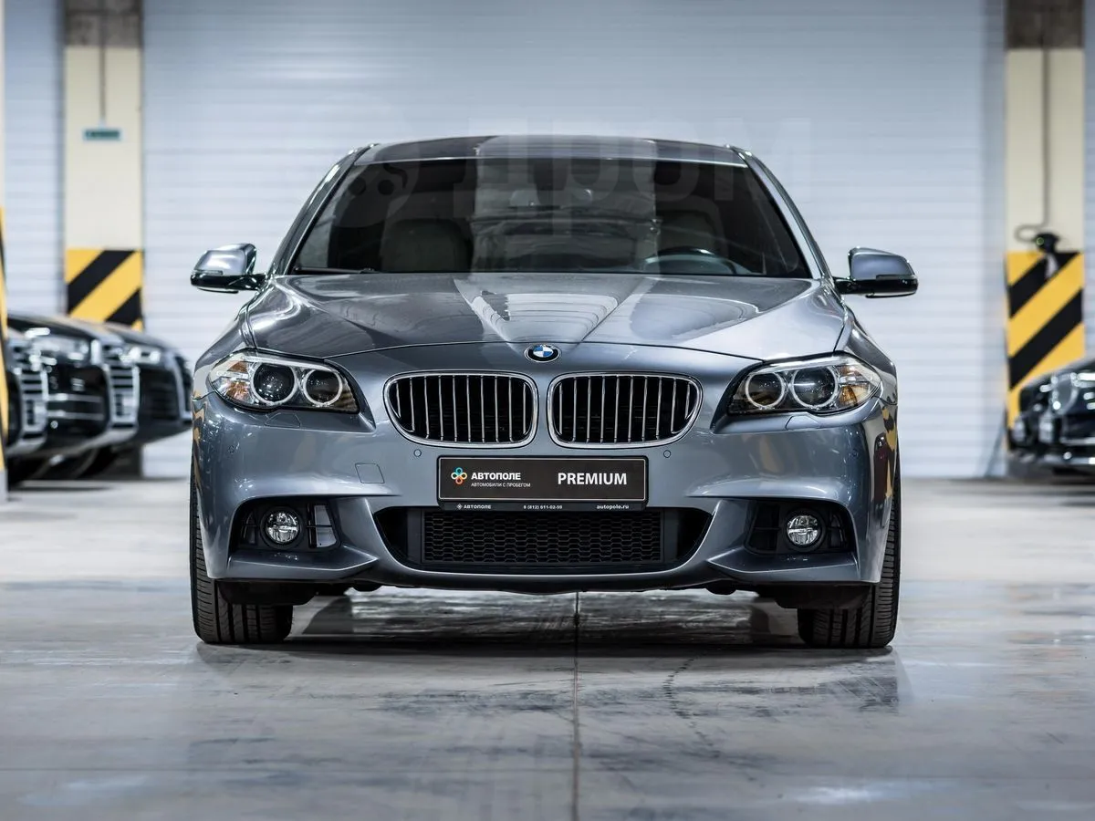 BMW 5-Series Image 6